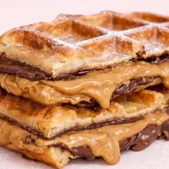 Peanut butter & Nutella waffle at WEPE, Pererenan, Bali